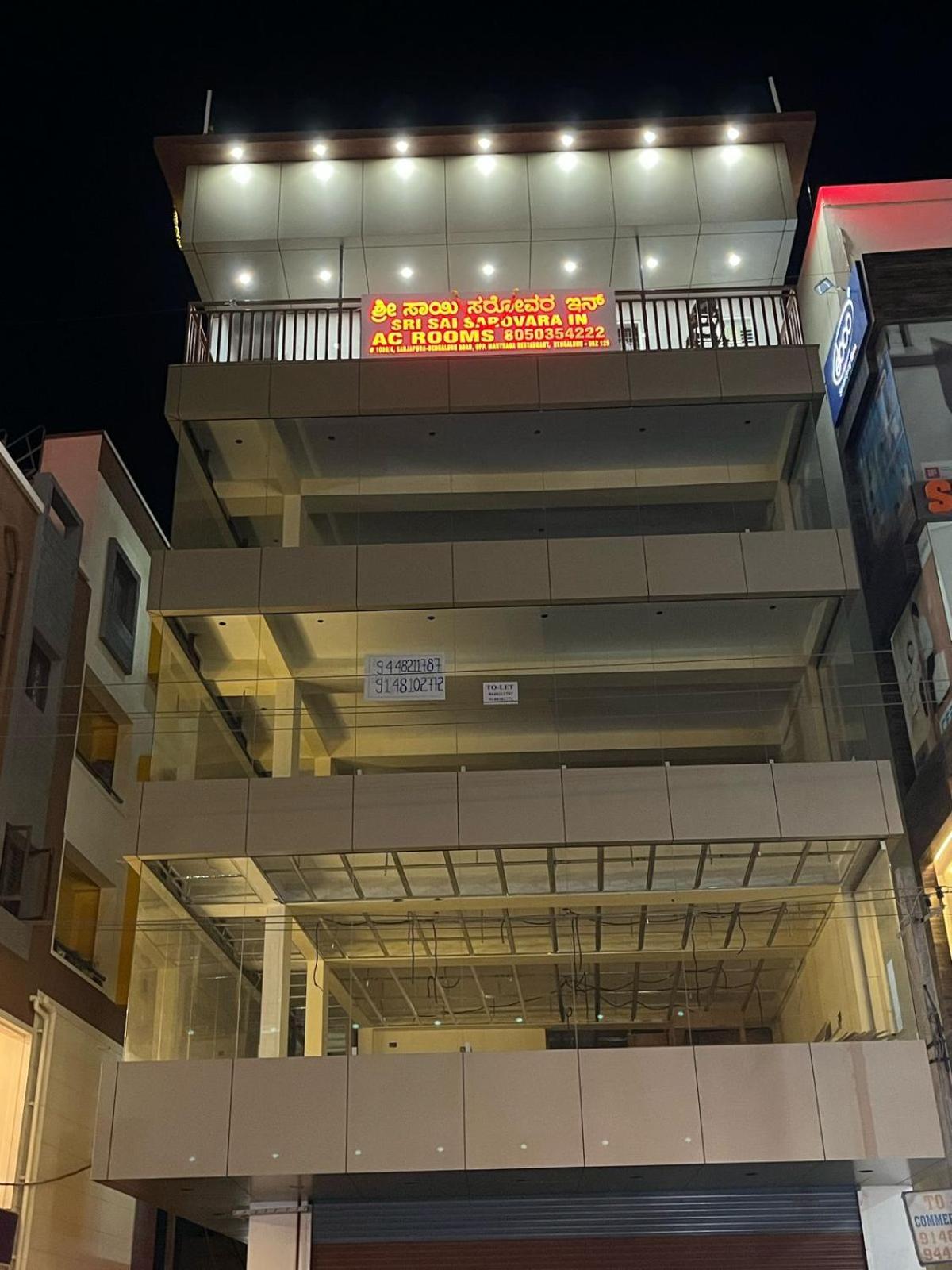 Sri Sai Sarovara In Bangalore Exteriör bild